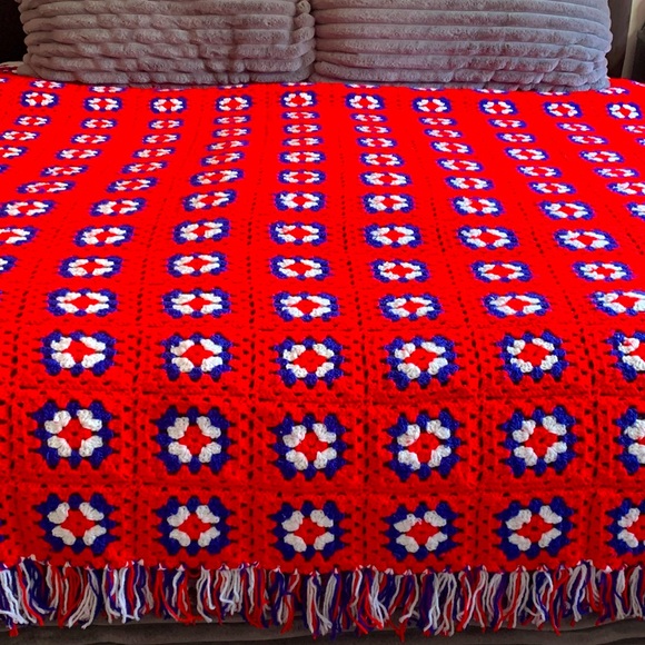 Americana Patriotic Granny Square Vintage Blanket - Picture 1 of 7